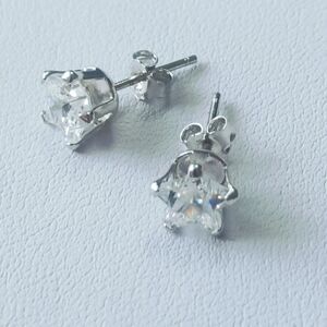 925 real silver earrings stamped with star-shaped zirconia
